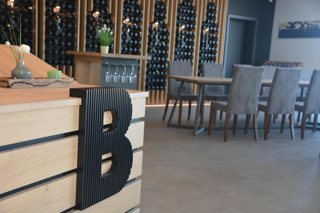 Weingut Bugner Meizelhof Klein-Winternheim Екстериор снимка